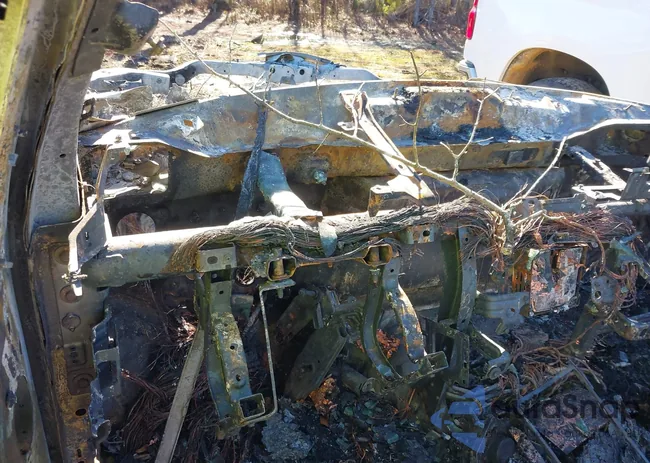 1C6SRFJT0NN371946: 44265096