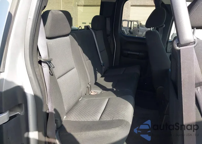 1GCRCSE08CZ128697: 44266139