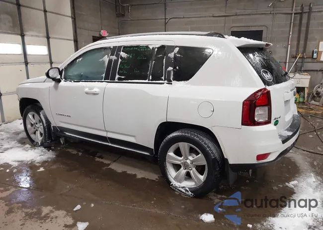 1C4NJDBB6GD631458: 44266318