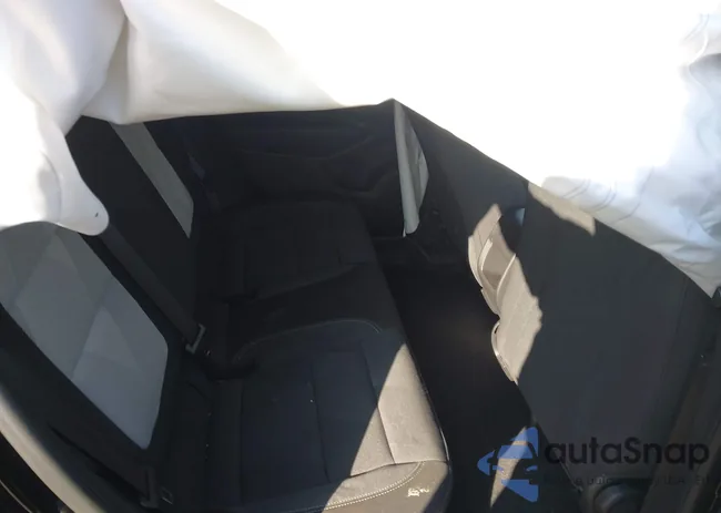 KL77LFEP7SC058443: 44266351