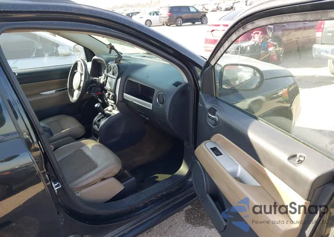 1C4NJCEA9GD773946: 44266372