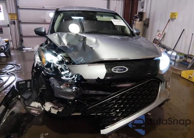 1FMCU9H64NUB23939: 44266416