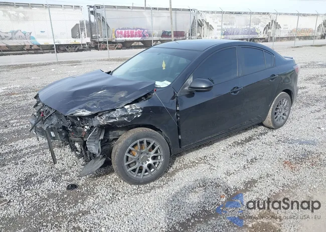 JM1BL1UF3B1377231: 44266443