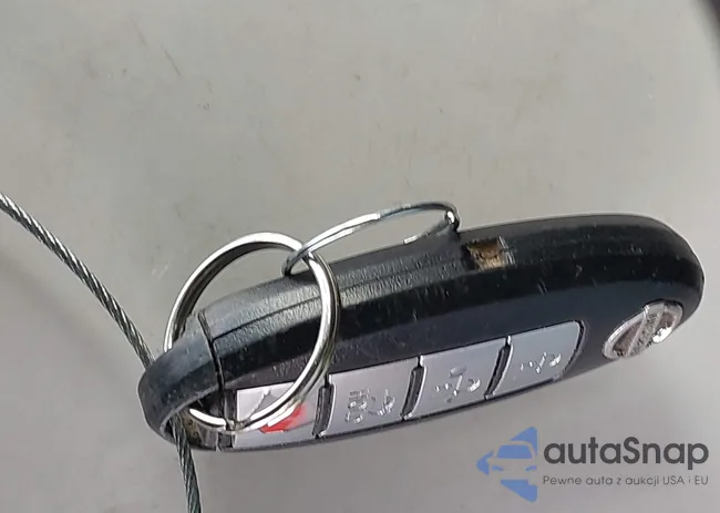 1N4AL2AP3CN504641: 44266477