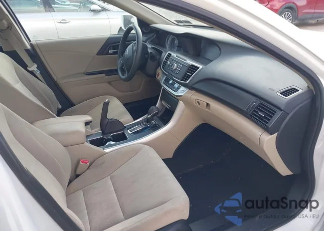 1HGCR2F70DA118246: 44266508