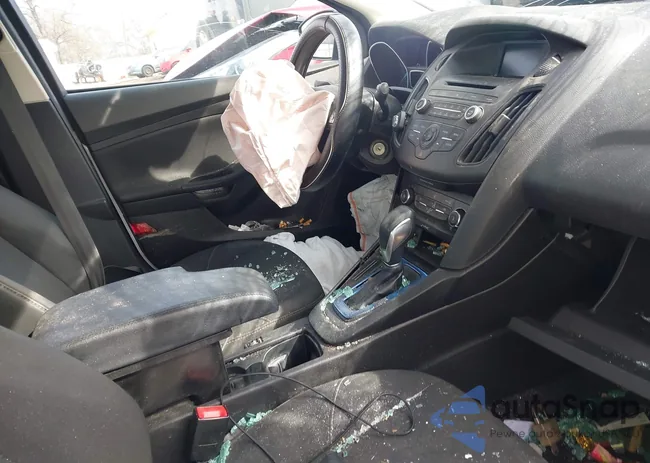 1FADP3E24GL381519: 44265726