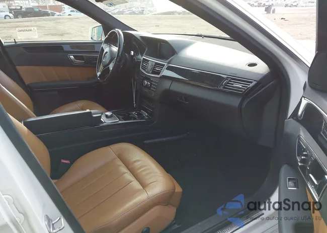 WDDHH8JB8DA705712: 44265728