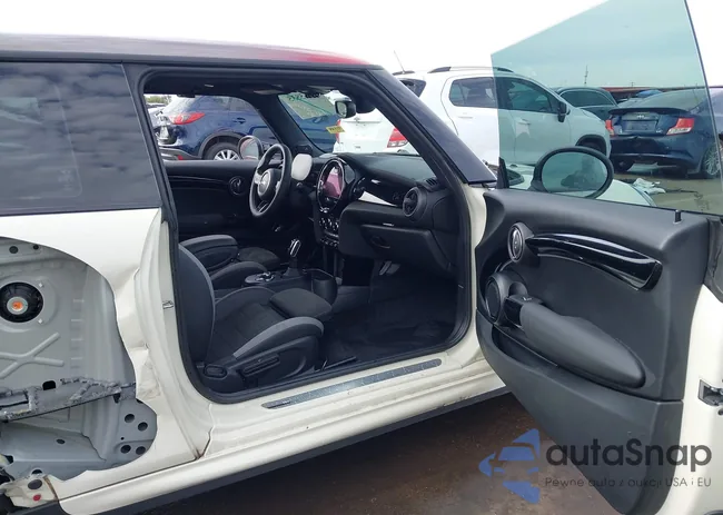 WMW73DH09P2T19801: 44265835