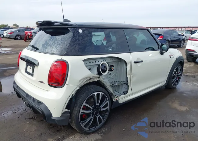 WMW73DH09P2T19801: 44265835