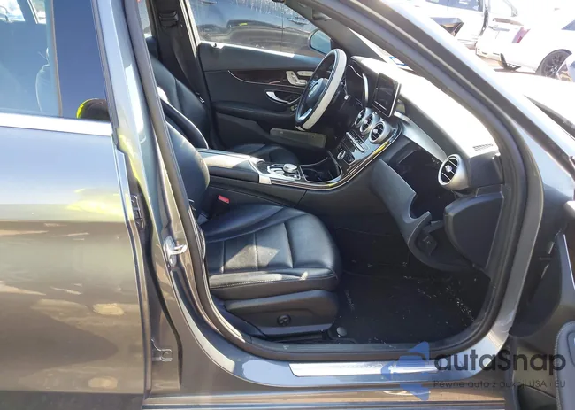 WDDWF4JBXJR333681: 44265844