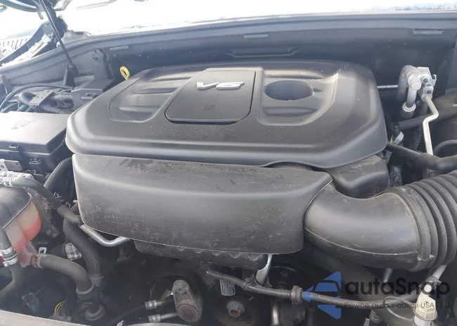 1C4RJFLG4KC584629: 44265928