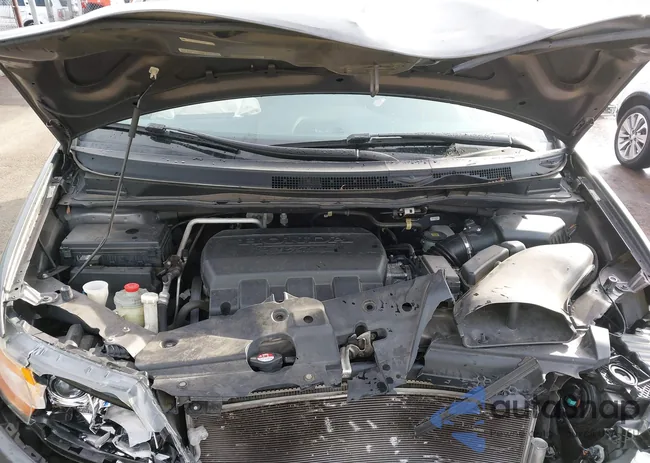 5FNRL5H9XEB122579: 44266040