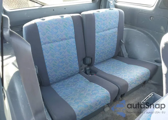 JT3YP10V4T0124670: 44267137