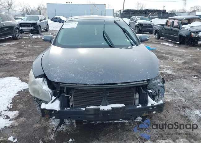 1N4AA5AP6AC842776: 44267143