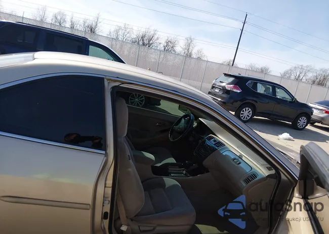 1HGCG22401A033839: 44267197