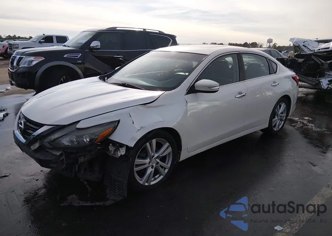 1N4BL3AP3HC196898: 44267264