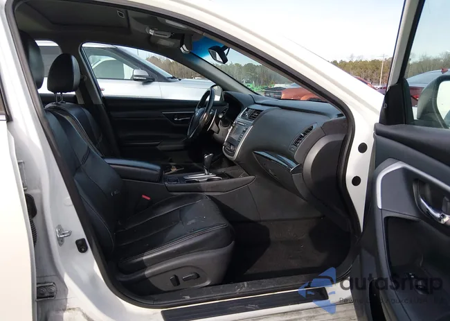 1N4BL3AP3HC196898: 44267264