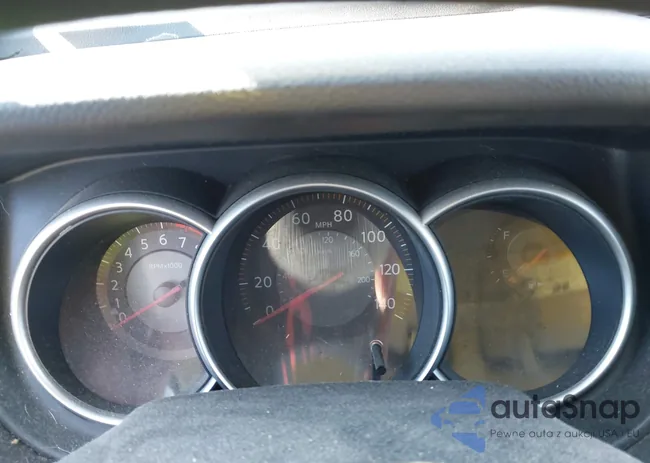 3N1BC13E28L427257: 44267330