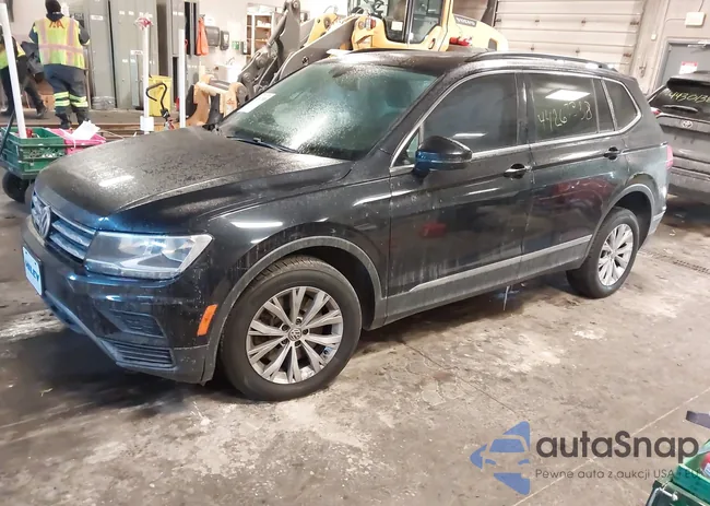 3VV2B7AXXJM132447: 44267358