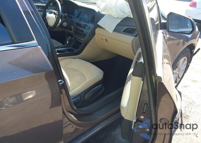 5NPE24AF8FH171911: 44267396