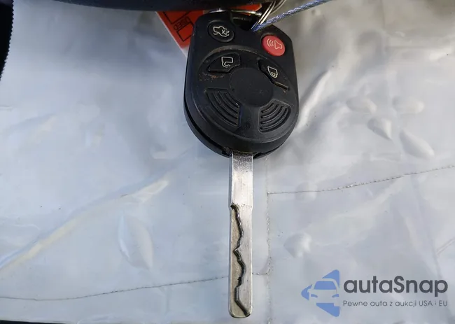 1FADP3F26FL373130: 44267444