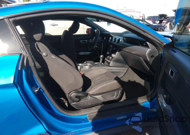 1FA6P8THXL5176833: 44267540