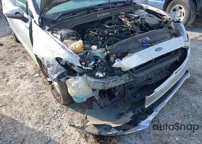 3FA6P0HD3KR213353: 44267558