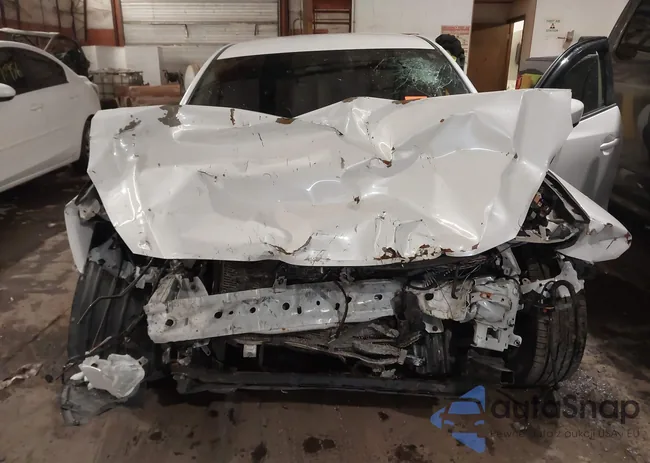 3MZBN1U78JM230873: 44267581