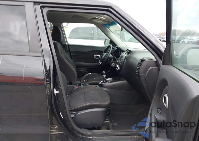 KNDJN2A25H7429168: 44267644