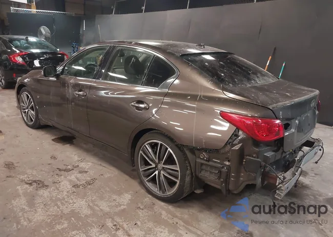 JN1BV7ARXEM688396: 44267656