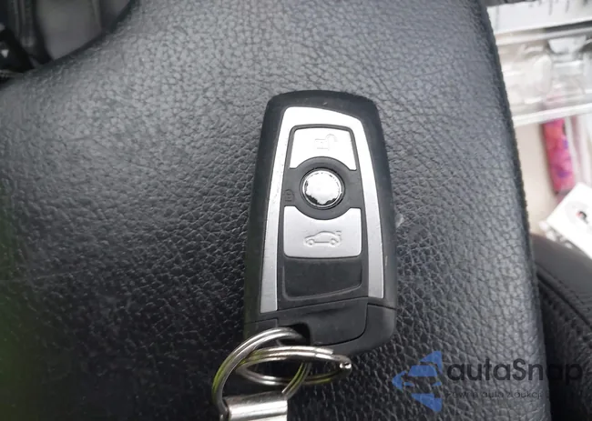 WBA3A5C50FF610353: 44267672