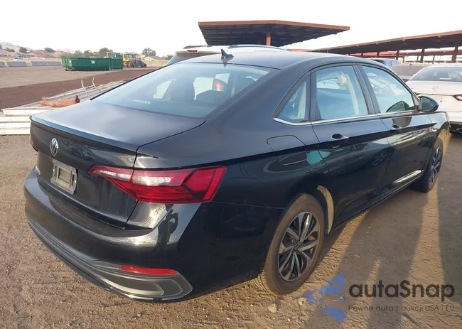 3VW5M7BU7RM075594: 44266755