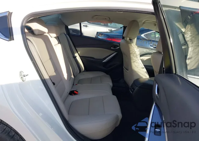 JM1GJ1V59G1470151: 44266940