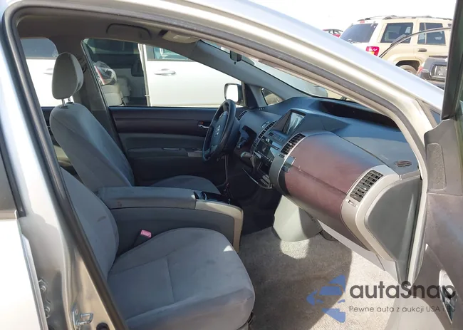 JTDKB20U957018061: 44266972