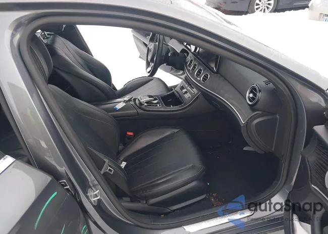 WDDZF4JB3JA377727: 44266989