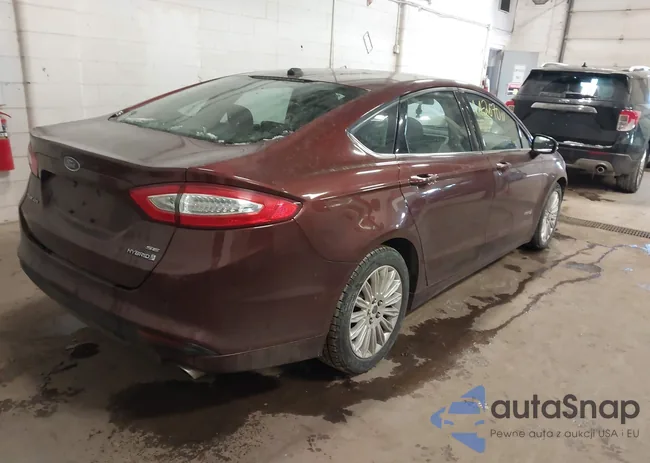 3FA6P0LU9FR279385: 44267011