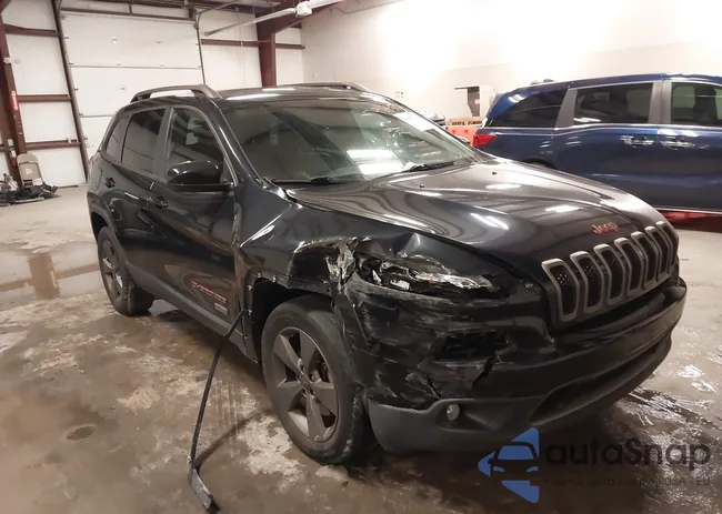 1C4PJMCS3HW546817: 44267065