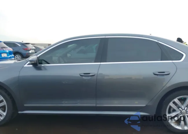 1VWCT7A37GC069246: 44268124