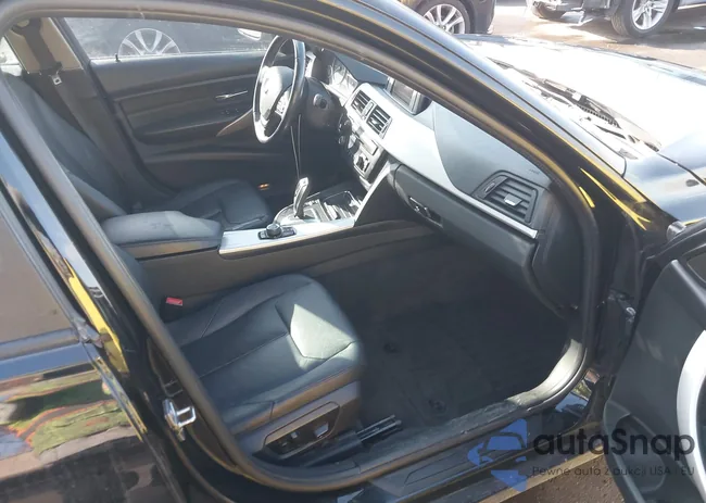 WBA3C3C58DF982096: 44268142