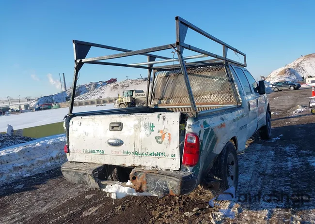 1FTSW21R79EB04677: 44268158