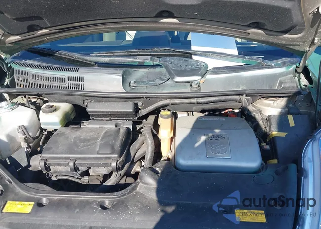 JTDKB20U587757027: 44268216