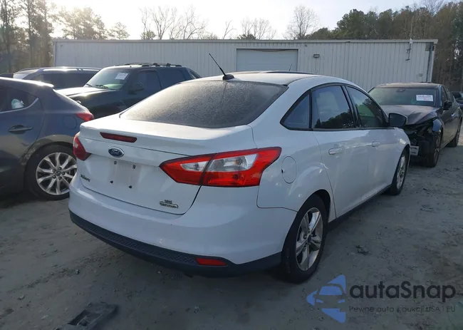 1FADP3F28EL119188: 44268307