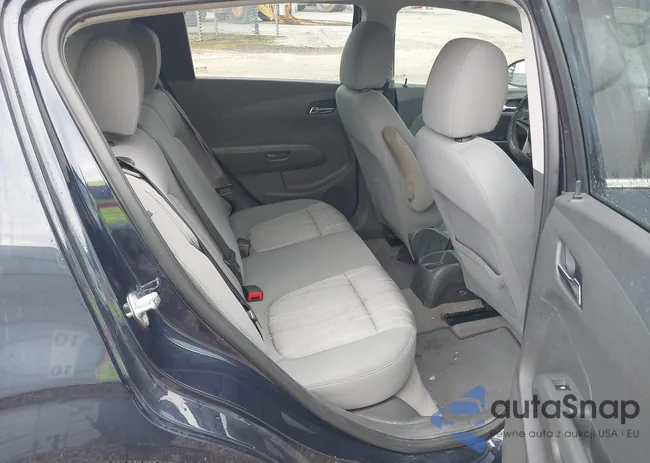 1G1JC6SH4F4129077: 44268309