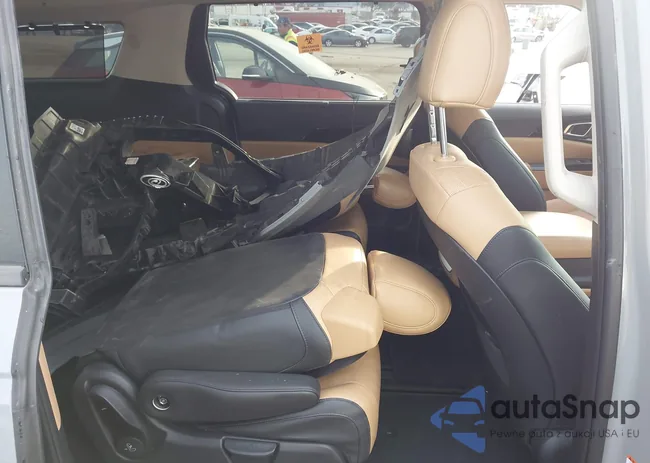 KNDNC5H36R6355659: 44268337