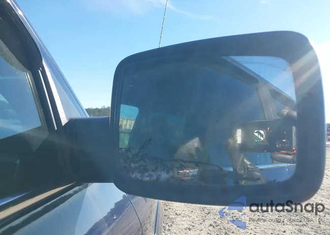 1C6RR7PT1GS190905: 44268352