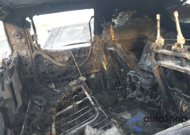 1GCUKEE85TZ121145: 44268381