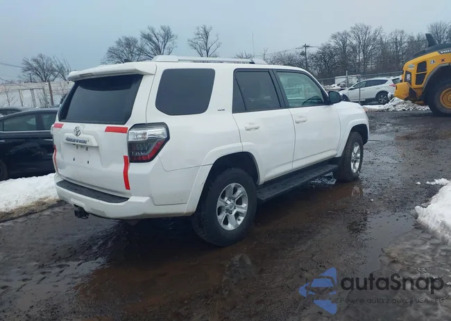 JTEBU5JR9J5605853: 44268447