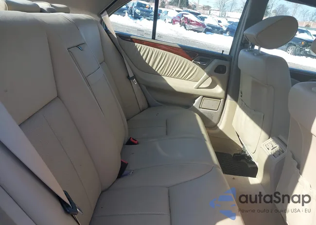 WDBJF65FXWA584430: 44268514