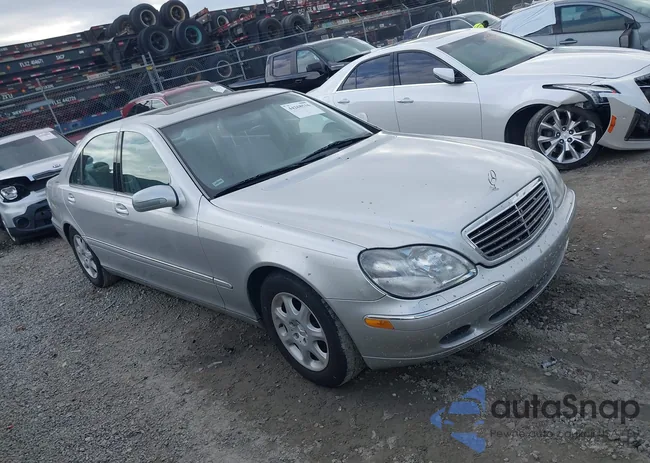 WDBNG75JXYA063137: 44268516