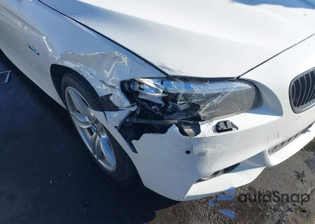 WBAFV3C58ED684846: 44268538